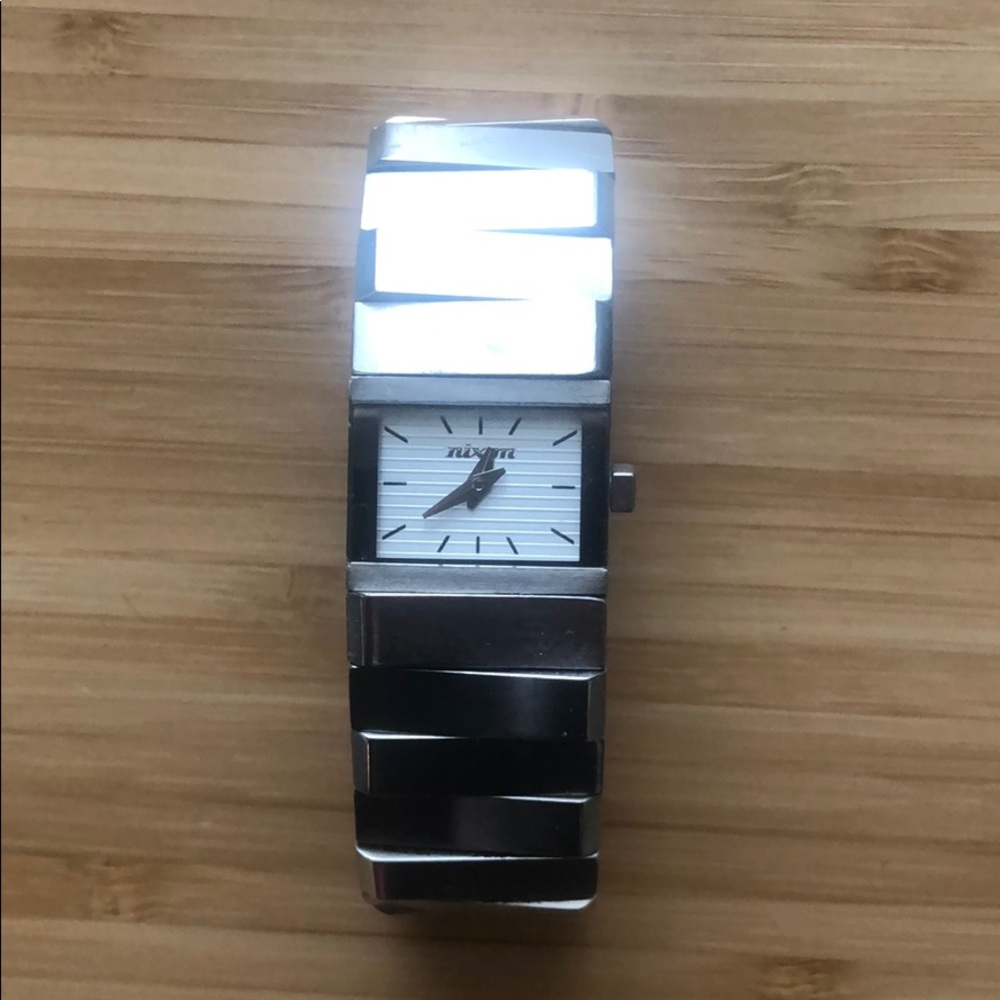 Nixon watch
